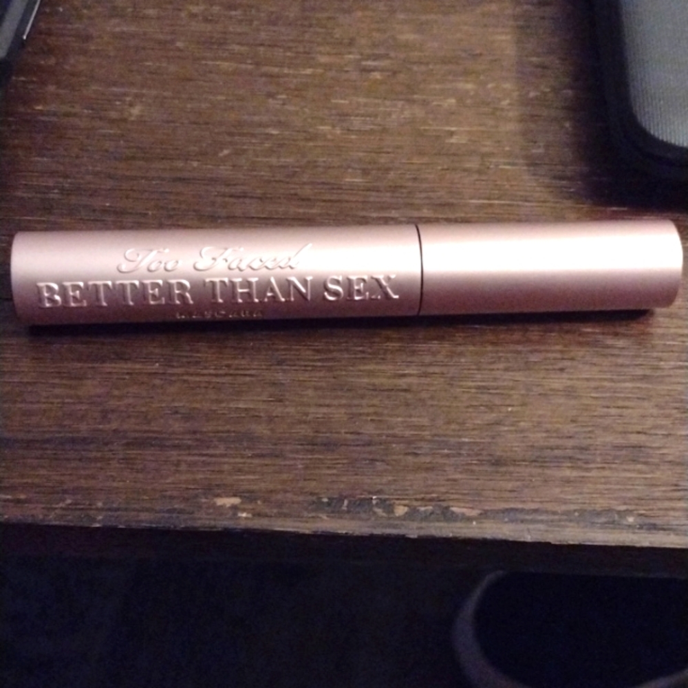 Too Faced Better Than Sex Volumizing Mascara